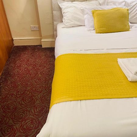 Eurobar & Hotel Oxford Dış mekan fotoğraf