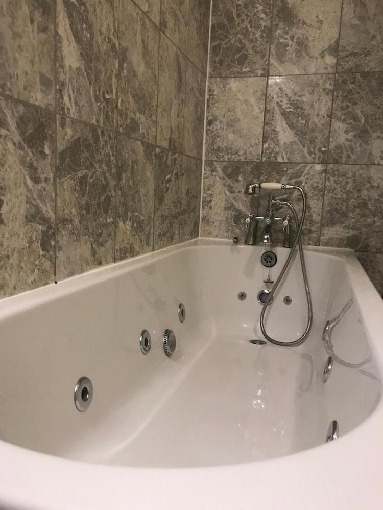Eurobar & Hotel Oxford Dış mekan fotoğraf