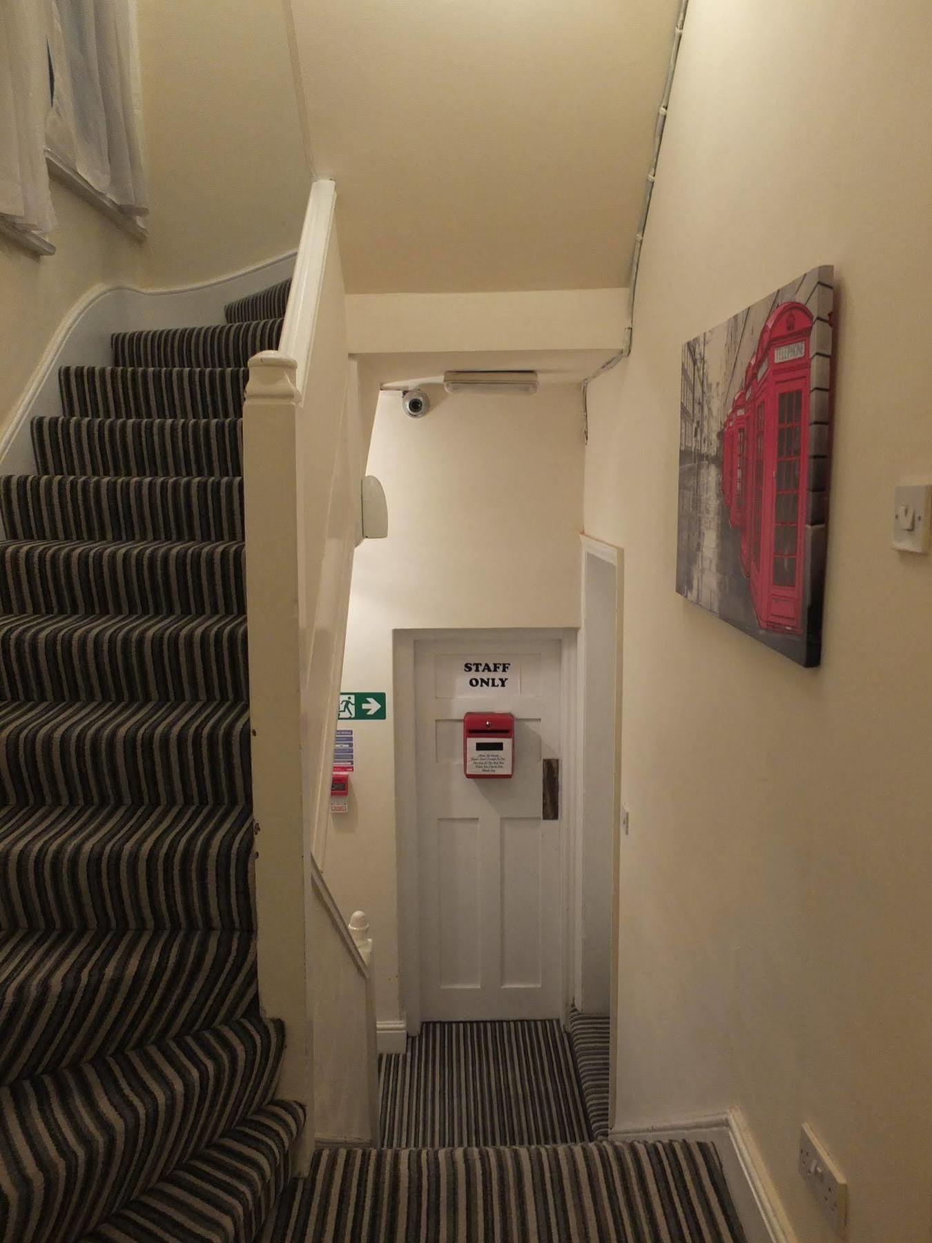 Eurobar & Hotel Oxford Dış mekan fotoğraf